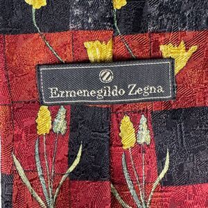 Ermenegildo Zegna Exclusive Men's Neck Tie Flower Geometric Design 100% Silk